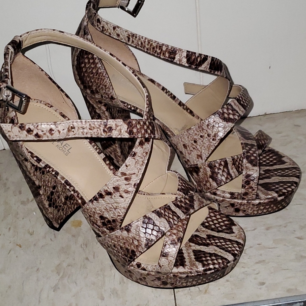 Michael kors Snakeprint open toes shoes